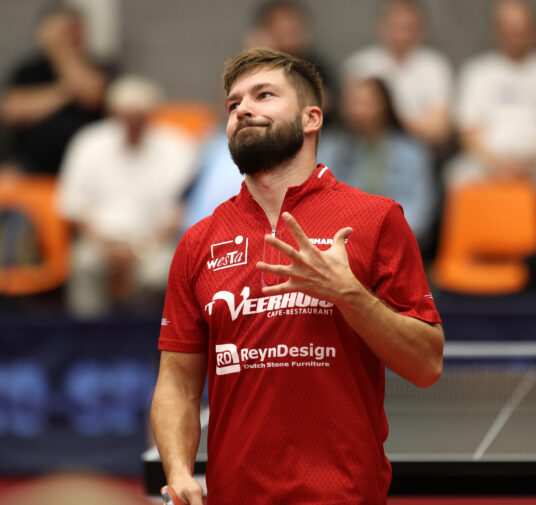 VeerhuisWessem/Westa heren winnen de eerste 1/2 finale play down in Amsterdam